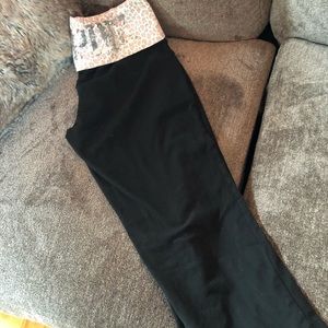 Victoria Secret PINK Bling Capri L